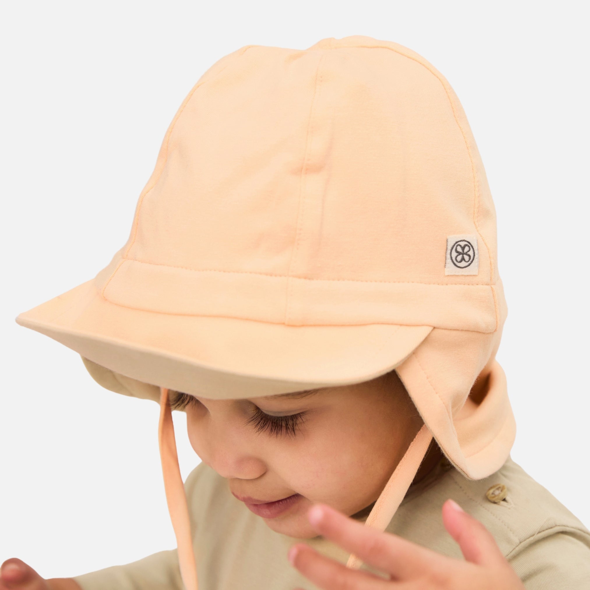 Peachy Summer / Sandy Beach UV zonnehoedje omkeerbaar