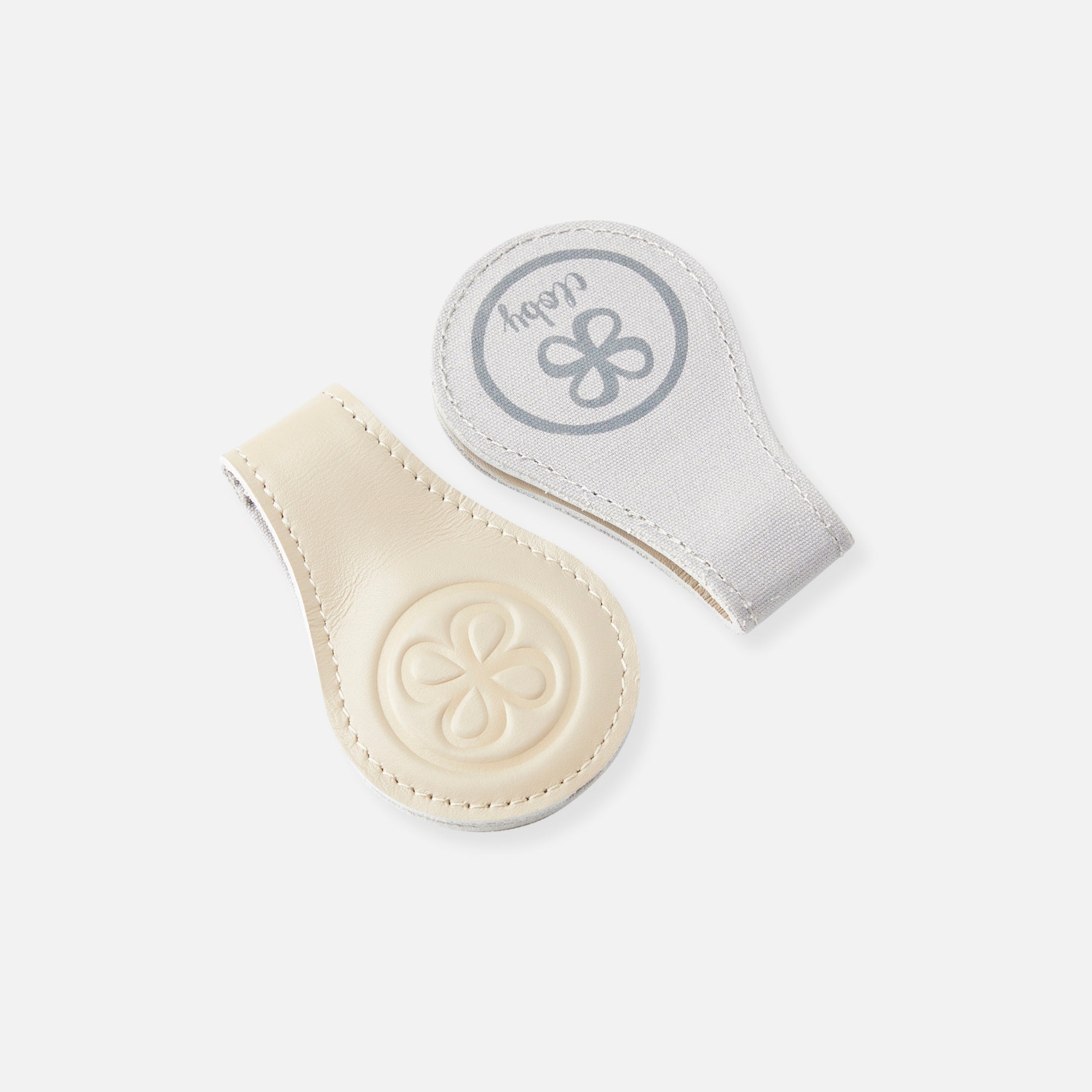 Swaddle clips in Beige