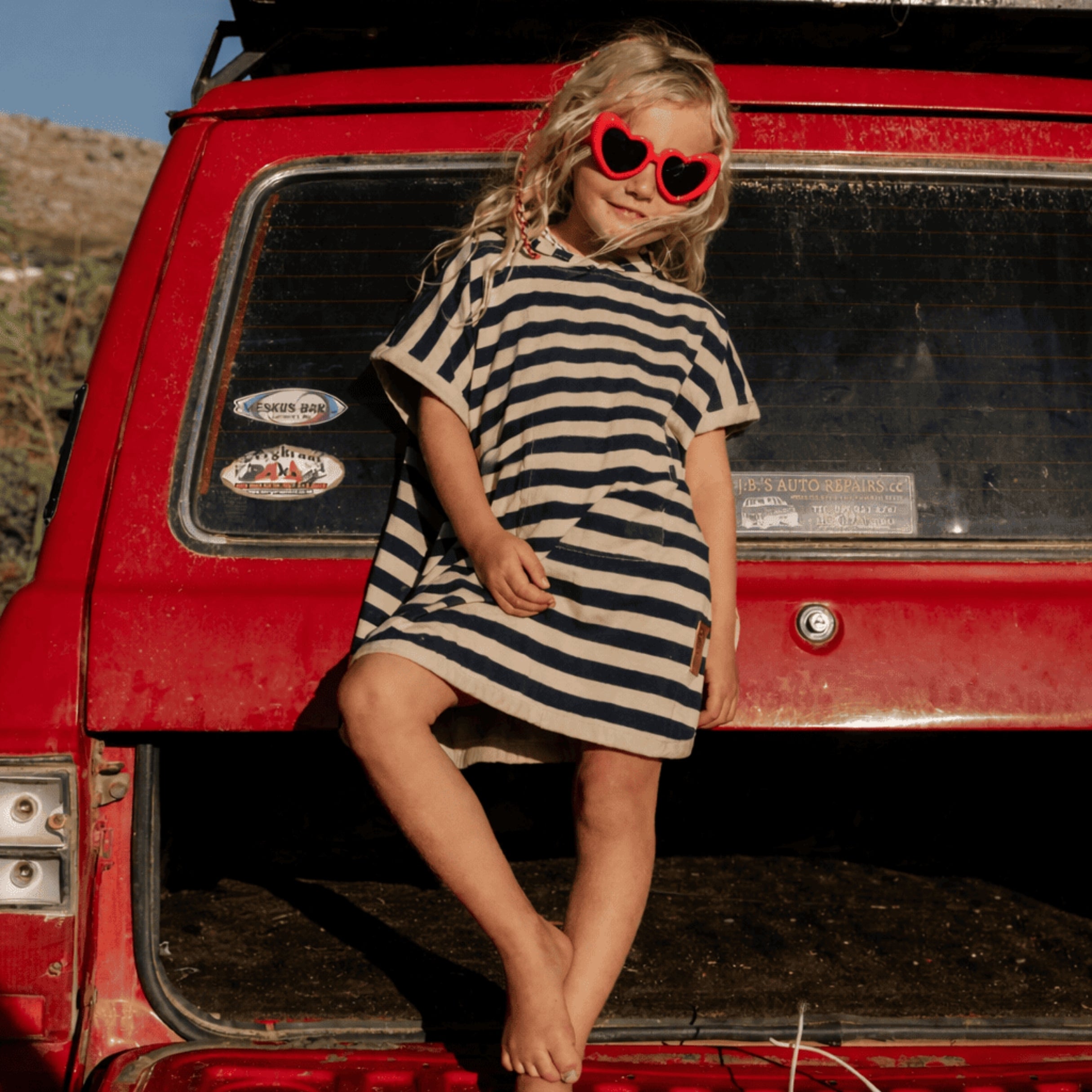 UV-Poncho in Navy/Sandy Stripe – UPF 50+