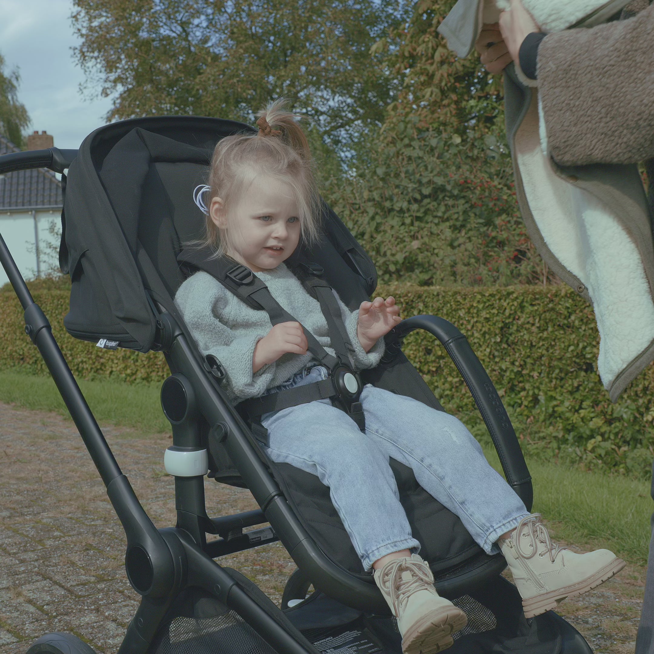 Video laden: Teddy-Poncho in Forest Green